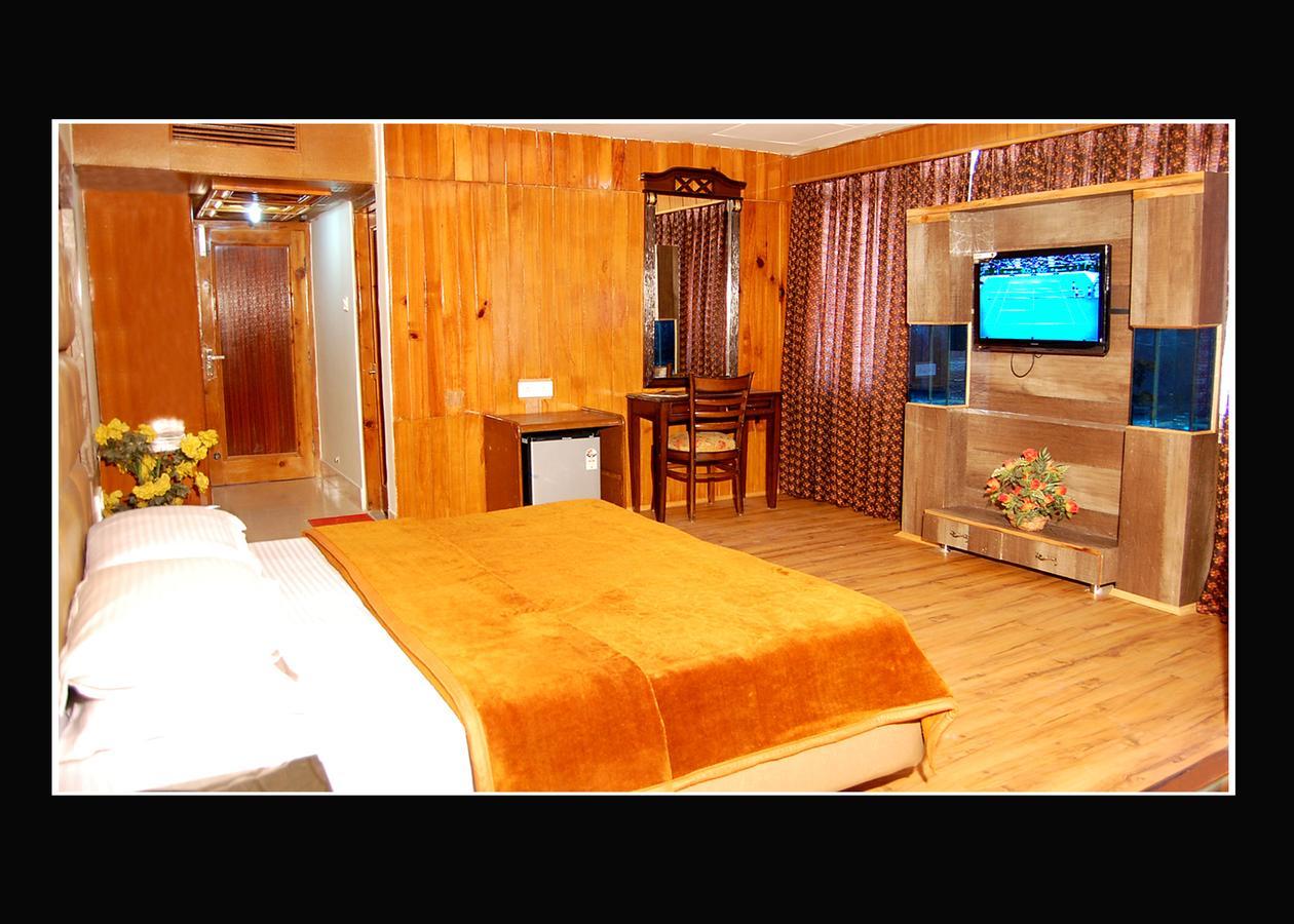 Hotel Out Town มะนาลี ภายนอก รูปภาพ